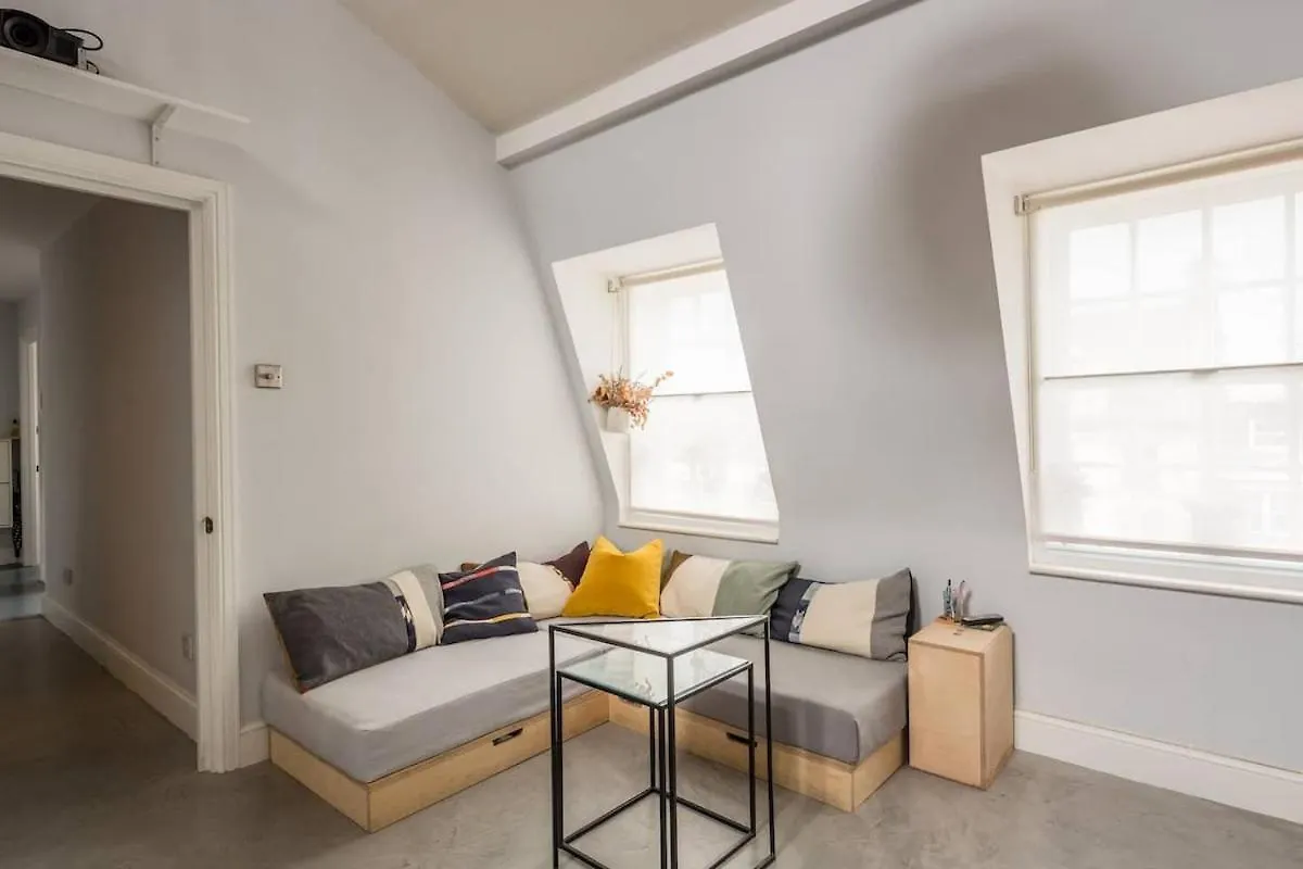 Apartament Stylish Georgian Loft 3Beds In Londyn