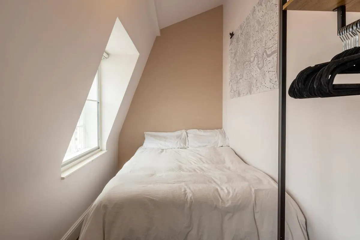 Stylish Georgian Loft 3Beds In London Apartment 0*,  United Kingdom